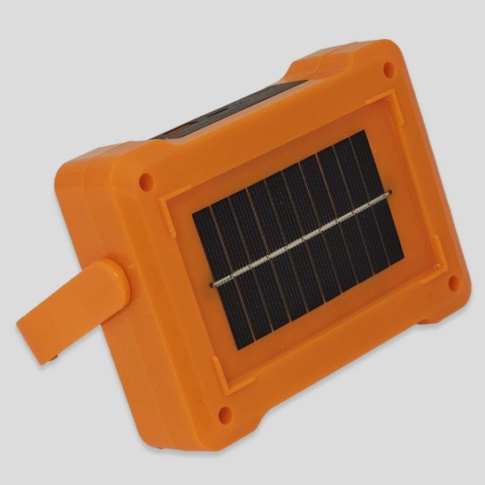 Lampara Solar De Emergencia 4 Focos 15cm